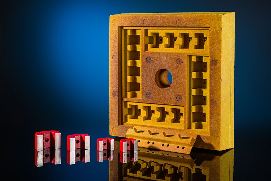 AlNiCo U-Magnete und eine Gussform